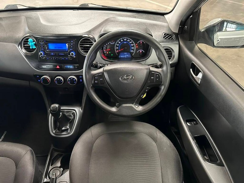 Hyundai i10 - Bakwena Auto Sales - Image 12
