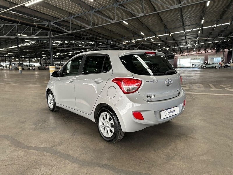 Hyundai i10 - Bakwena Auto Sales - Image 5