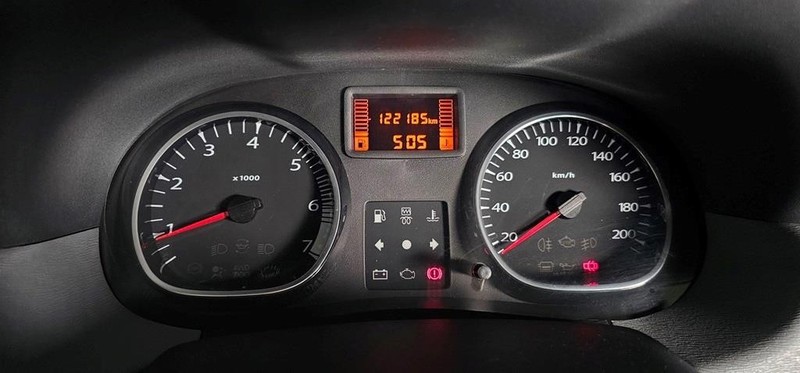 Renault Duster - Mit Mak Motors - Image 12