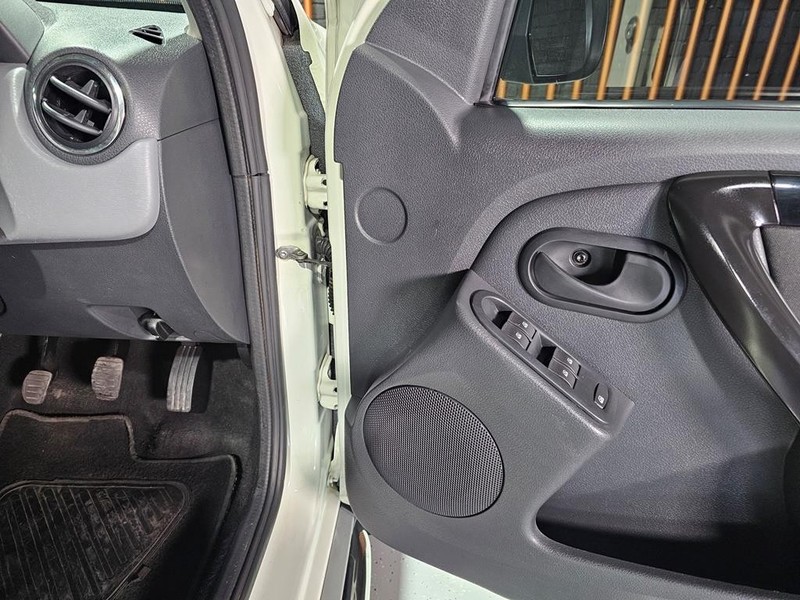 Renault Duster - Mit Mak Motors - Image 8