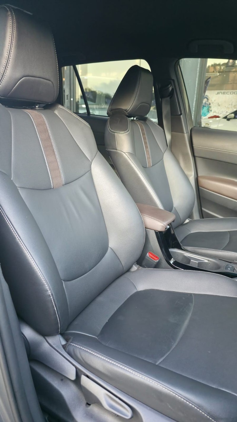 Toyota Corolla Cross - Ford Amanzimtoti - Image 10