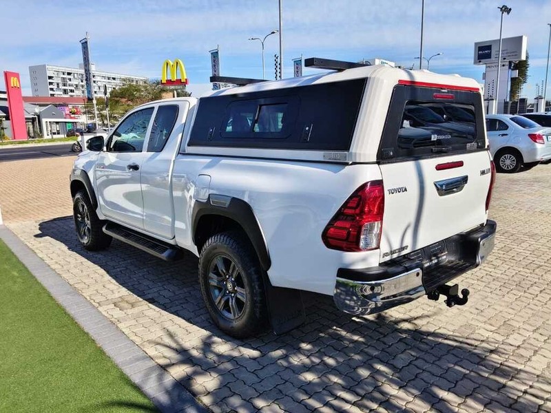 Toyota Hilux - King Cars Bellville/Vredekloof - Image 5