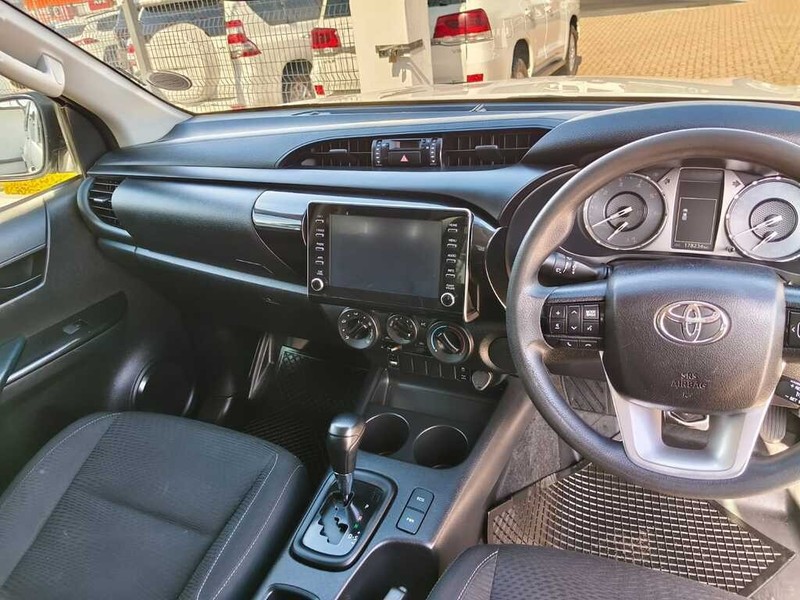 Toyota Hilux - King Cars Bellville/Vredekloof - Image 8