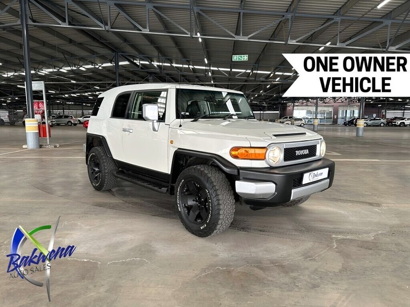 Toyota FJ Cruiser - Bakwena Auto Sales - Image 1