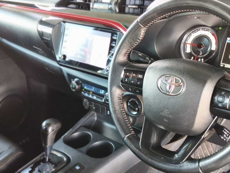 Toyota Hilux - King Cars Bellville/Vredekloof - Image 10
