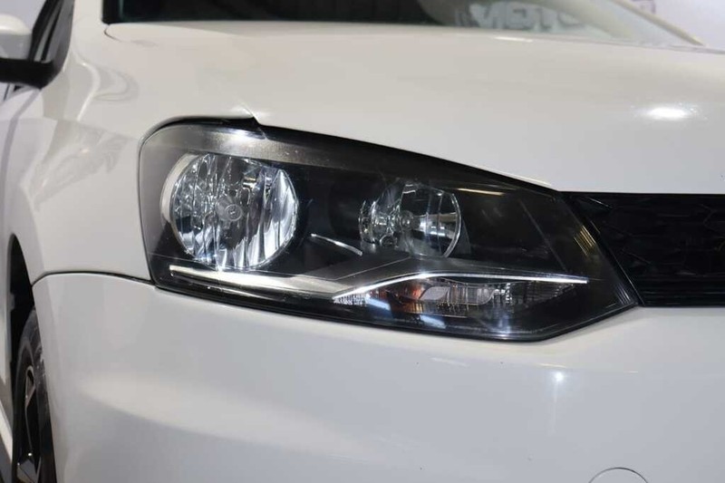 Volkswagen Polo - Bluebird Motors - Image 13