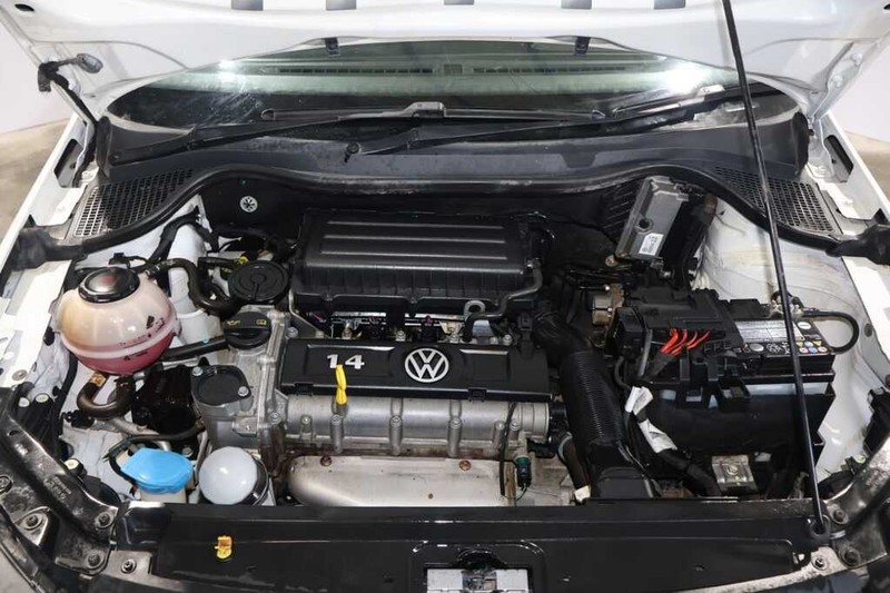 Volkswagen Polo - Bluebird Motors - Image 15
