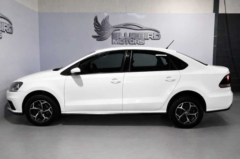 Volkswagen Polo - Bluebird Motors - Image 17