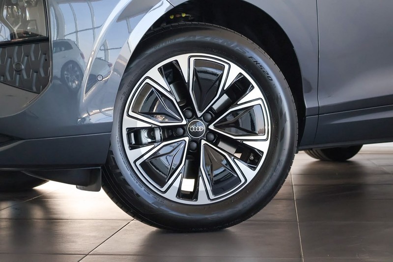 Audi Q3 - Audi Centre Hatfield - Image 3