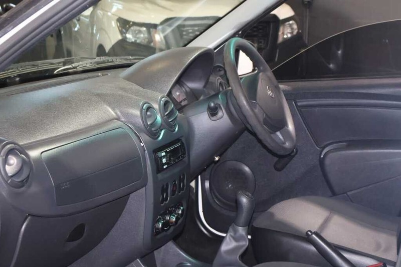 Nissan NP200 - Bluebird Motors - Image 15