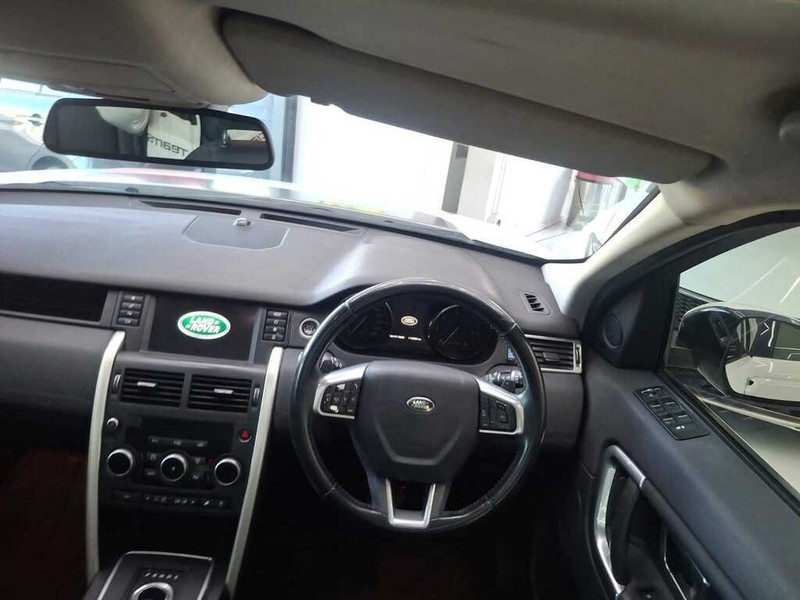 Land Rover Discovery Sport - Melrose Auto - Image 12