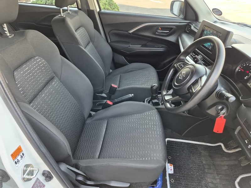 Suzuki Swift - Nic Bottari Toyota - Image 12