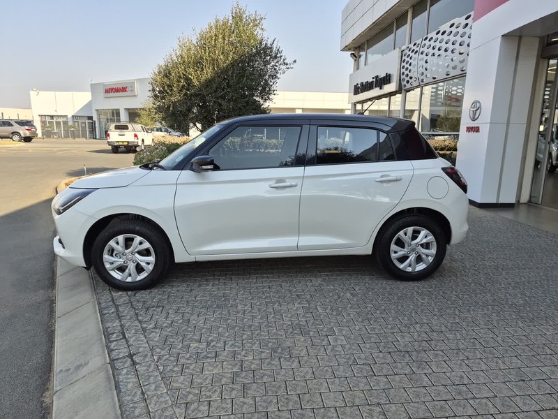 Suzuki Swift - Nic Bottari Toyota - Image 18