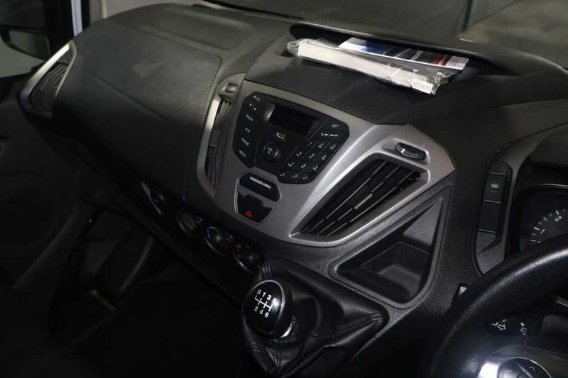 Ford Transit Custom - Bluebird Motors - Image 8