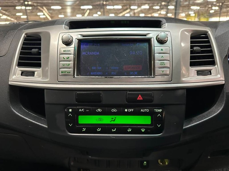 Toyota Hilux - Bakwena Auto Sales - Image 13
