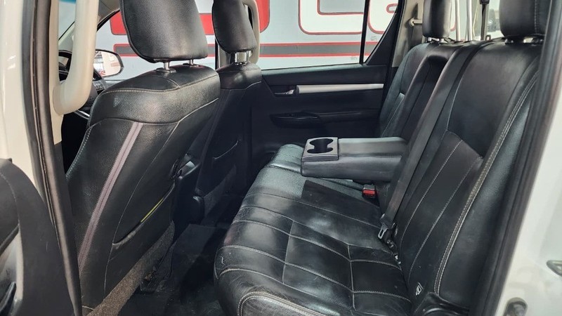 Toyota Hilux - FS Cars - Image 8