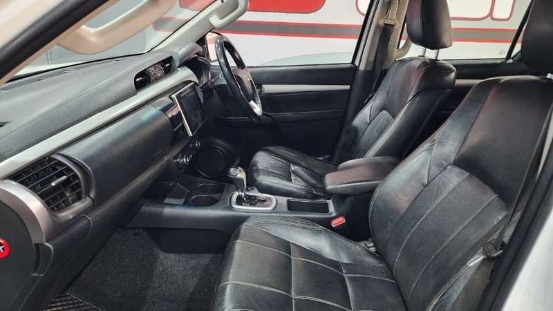 Toyota Hilux - FS Cars - Image 7