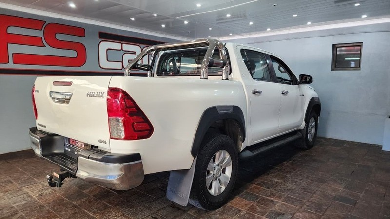 Toyota Hilux - FS Cars - Image 4