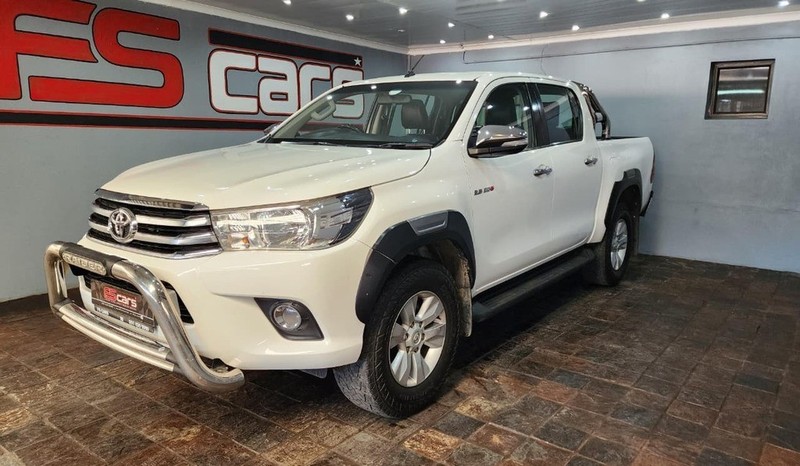 Toyota Hilux - FS Cars - Image 3
