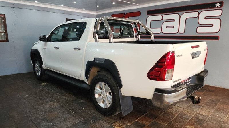 Toyota Hilux - FS Cars - Image 6