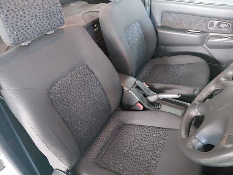 Mitsubishi Colt - Stiaan Autos (Pty) Ltd - Image 8