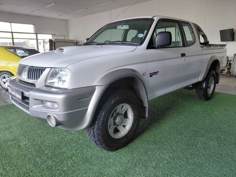 Mitsubishi Colt - Stiaan Autos (Pty) Ltd - Image 3