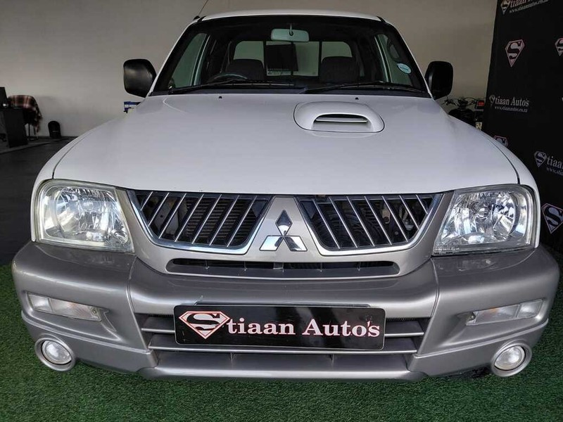 Mitsubishi Colt - Stiaan Autos (Pty) Ltd - Image 2