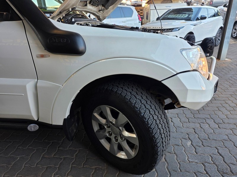 Mitsubishi Pajero - Auto Investments Montana - Image 17