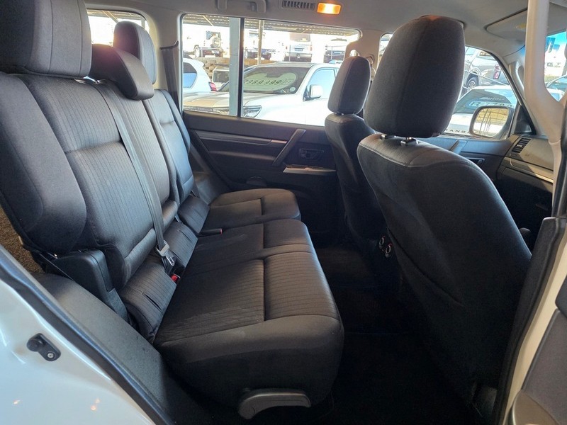 Mitsubishi Pajero - Auto Investments Montana - Image 8