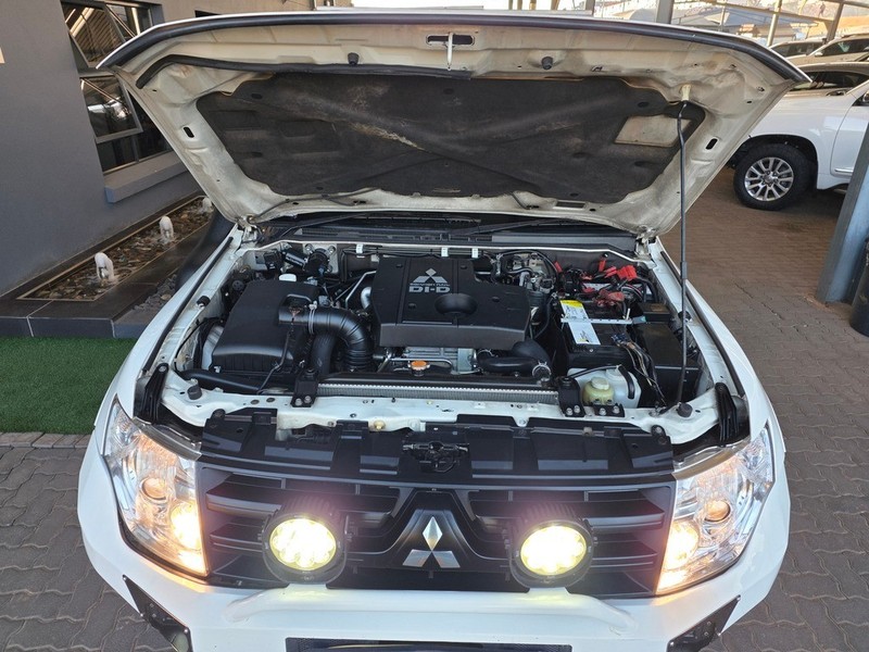 Mitsubishi Pajero - Auto Investments Montana - Image 19