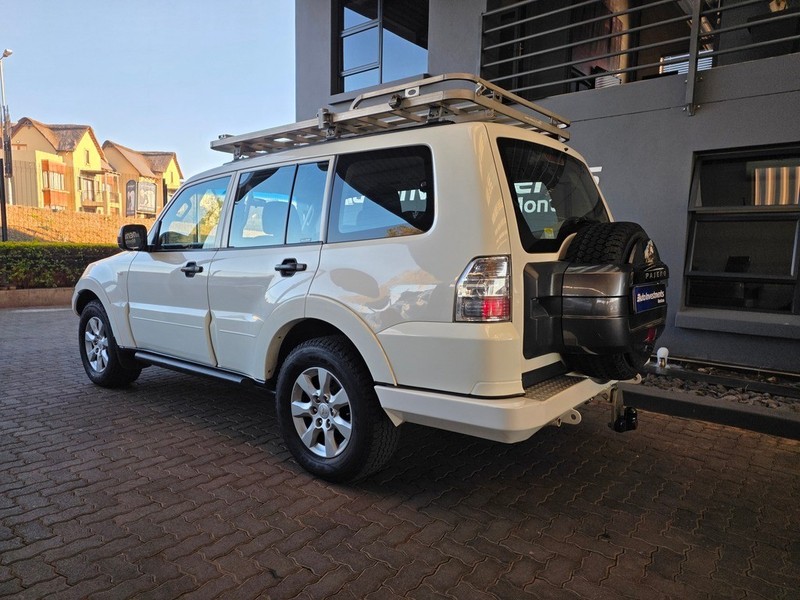 Mitsubishi Pajero - Auto Investments Montana - Image 5