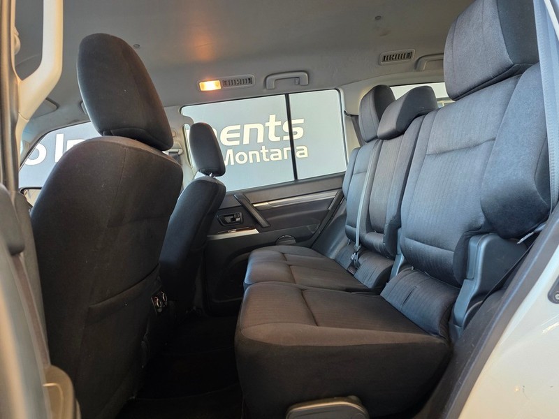 Mitsubishi Pajero - Auto Investments Montana - Image 7