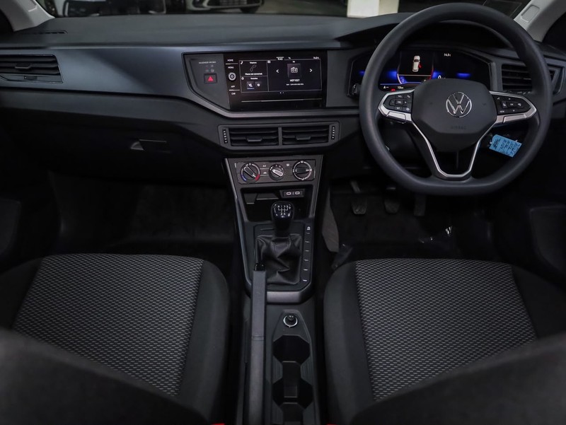 Volkswagen Polo - Hatfield VW Bryanston - Image 12