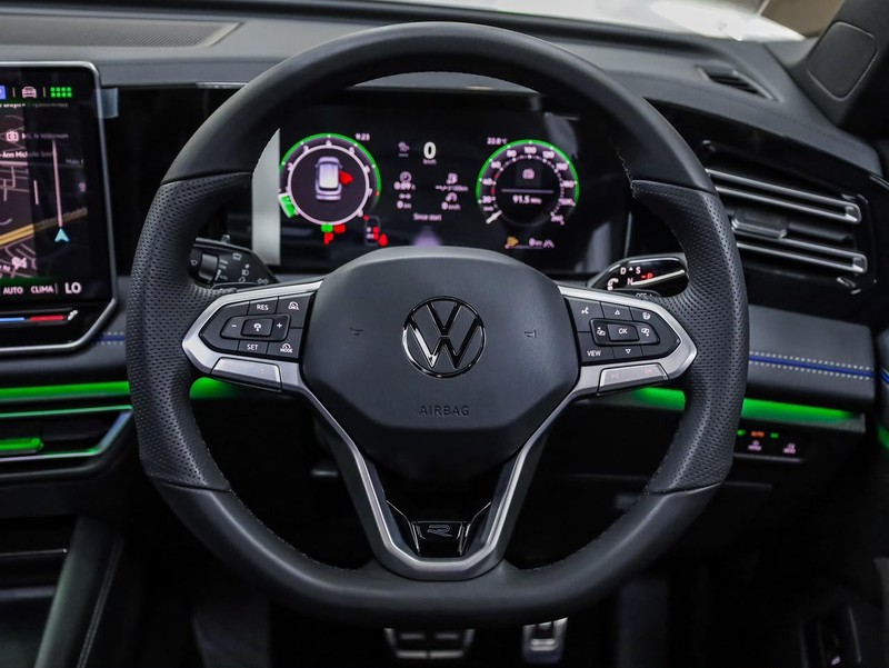Volkswagen Tiguan - Hatfield VW Bryanston - Image 12