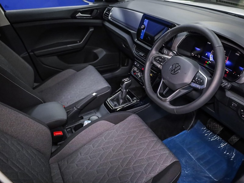 Volkswagen Polo - Hatfield VW Bryanston - Image 29