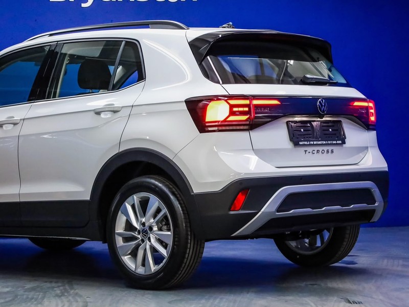 Volkswagen Polo - Hatfield VW Bryanston - Image 38