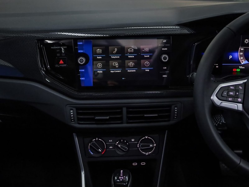 Volkswagen Polo - Hatfield VW Bryanston - Image 15