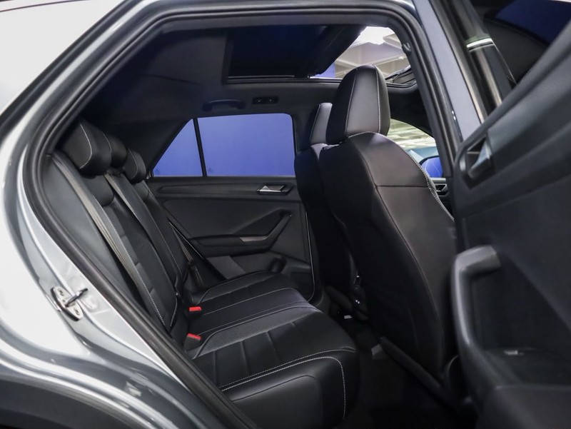 Volkswagen T-Roc - Hatfield VW Bryanston - Image 11