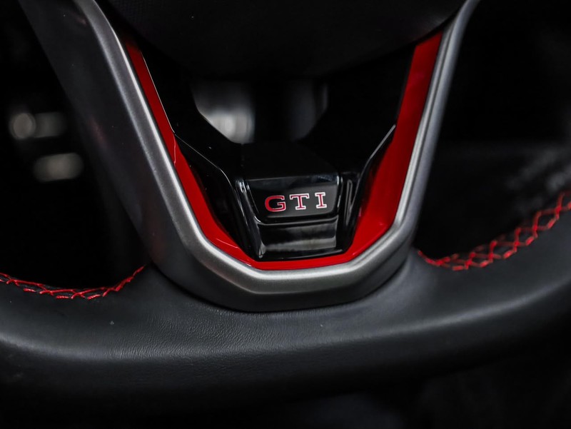 Volkswagen Golf - Hatfield VW Bryanston - Image 13