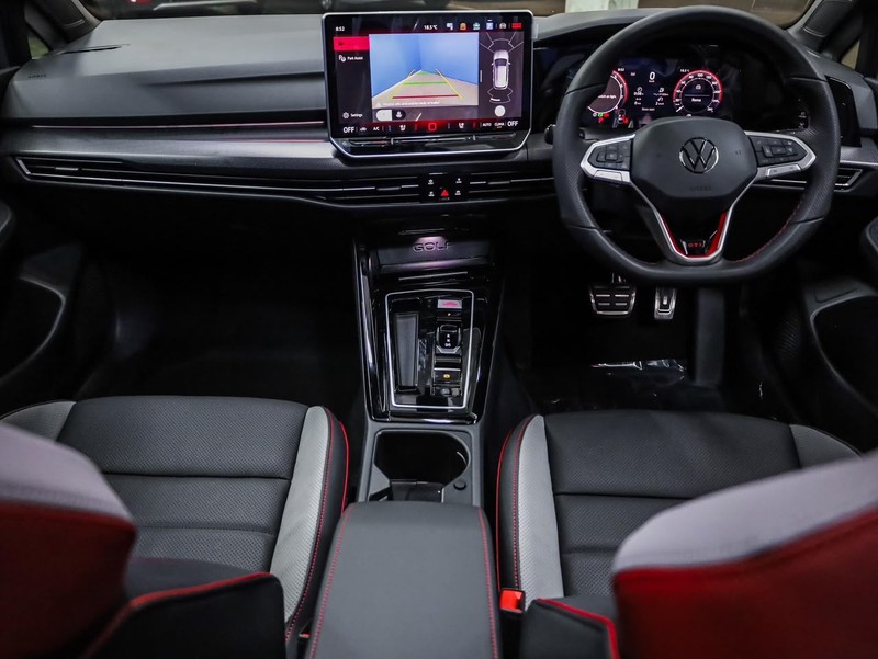 Volkswagen Golf - Hatfield VW Bryanston - Image 19