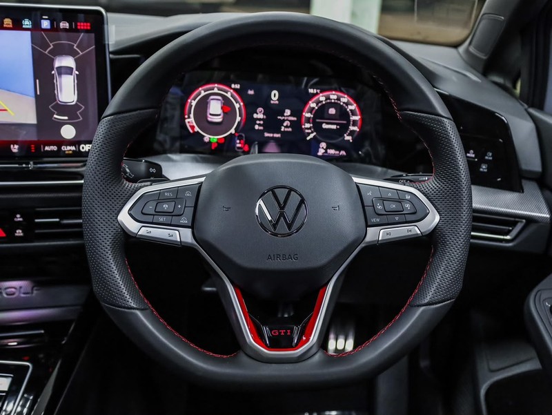 Volkswagen Golf - Hatfield VW Bryanston - Image 16