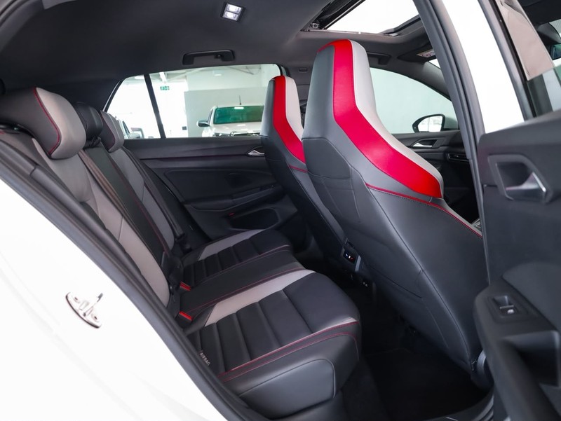 Volkswagen Golf - Hatfield VW Bryanston - Image 18