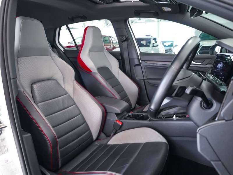 Volkswagen Golf - Hatfield VW Bryanston - Image 14