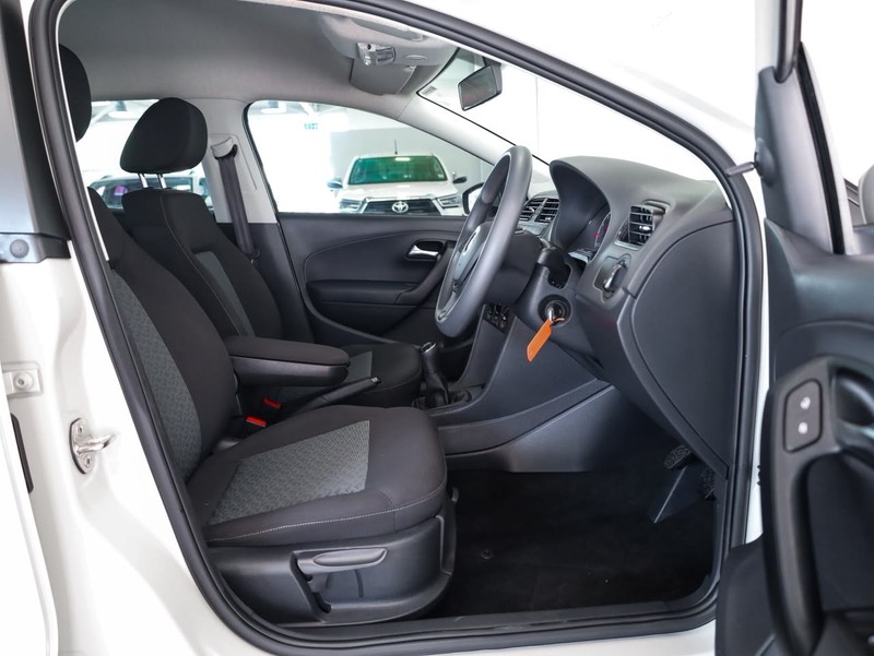 Volkswagen Polo Vivo - Hatfield VW Bryanston - Image 14