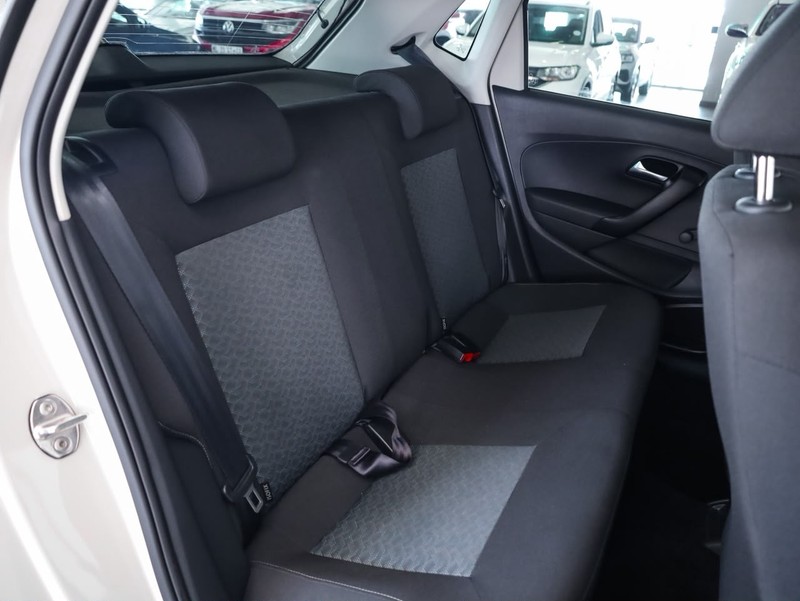 Volkswagen Polo Vivo - Hatfield VW Bryanston - Image 17