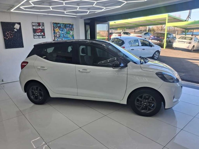 Hyundai i10 - Melrose Auto - Image 2