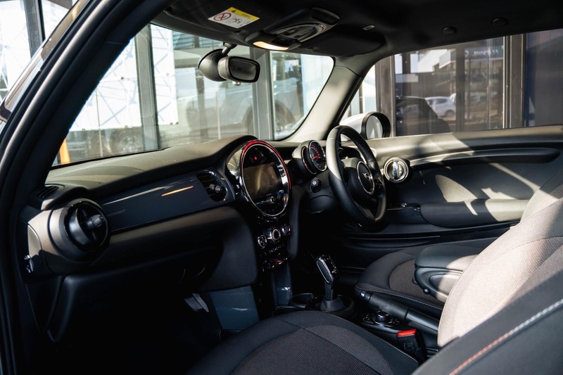Mini Hatch - Bruma Nissan - Image 18