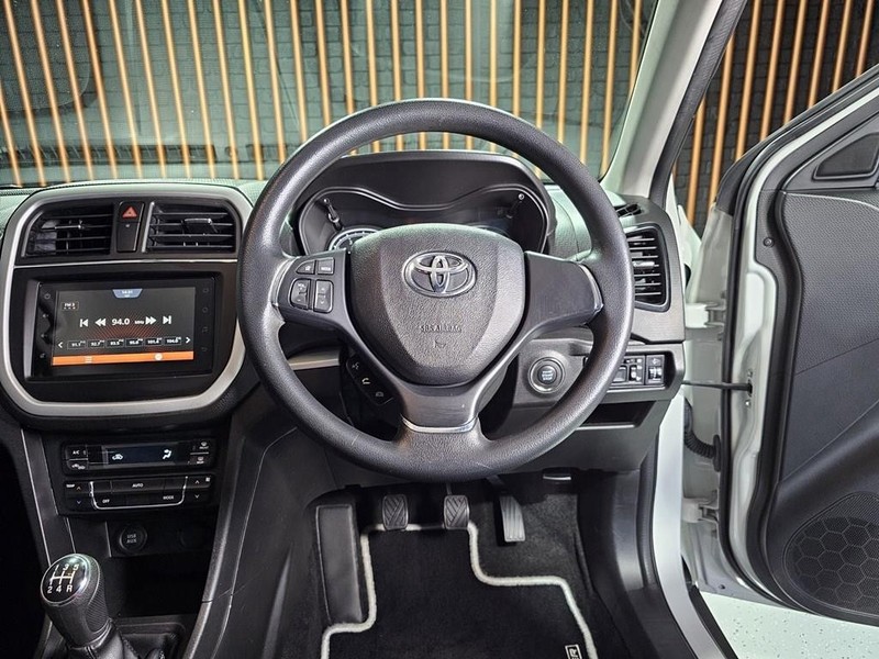 Toyota Urban Cruiser - Mit Mak Motors - Image 10