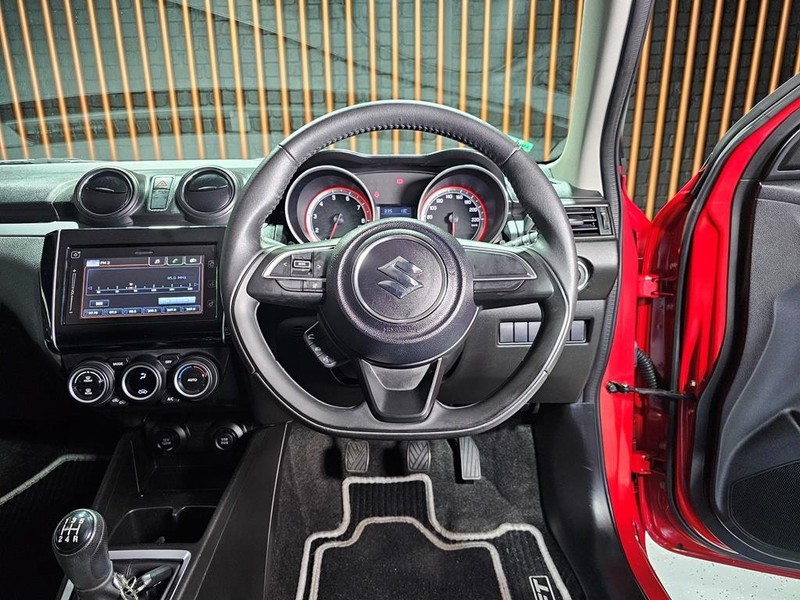 Suzuki Swift - Mit Mak Motors - Image 10