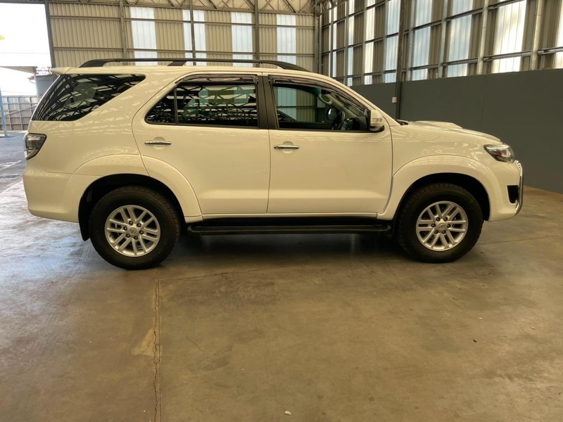 Toyota Fortuner - Mit Mak Motors - Image 3